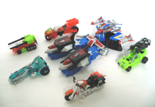 Illustration for article titled These Transformers Might be Fake, But They're Still So Cool